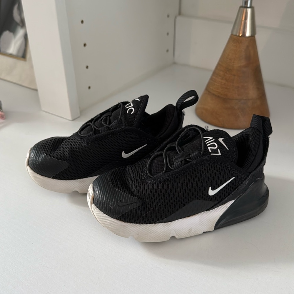 Nike air 27C toddler 9c